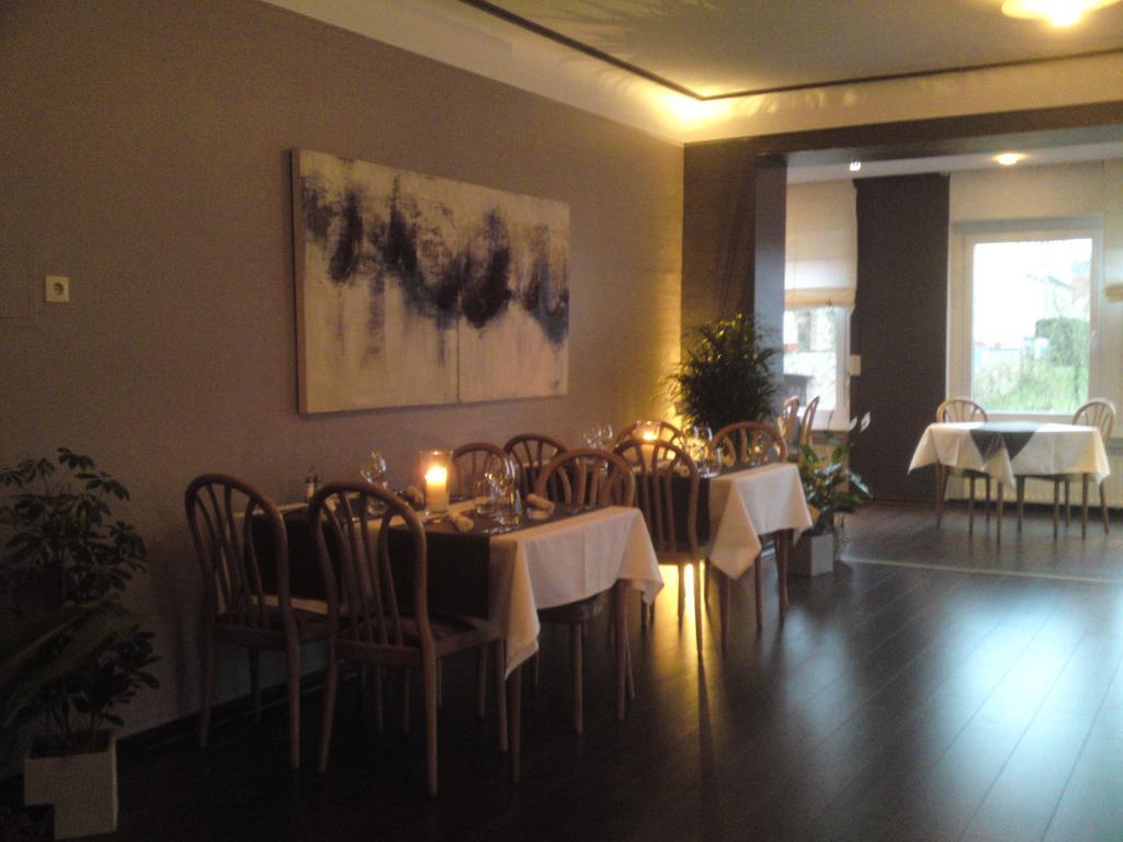 Auberge Du Chateau Stadtbredimus Luaran gambar